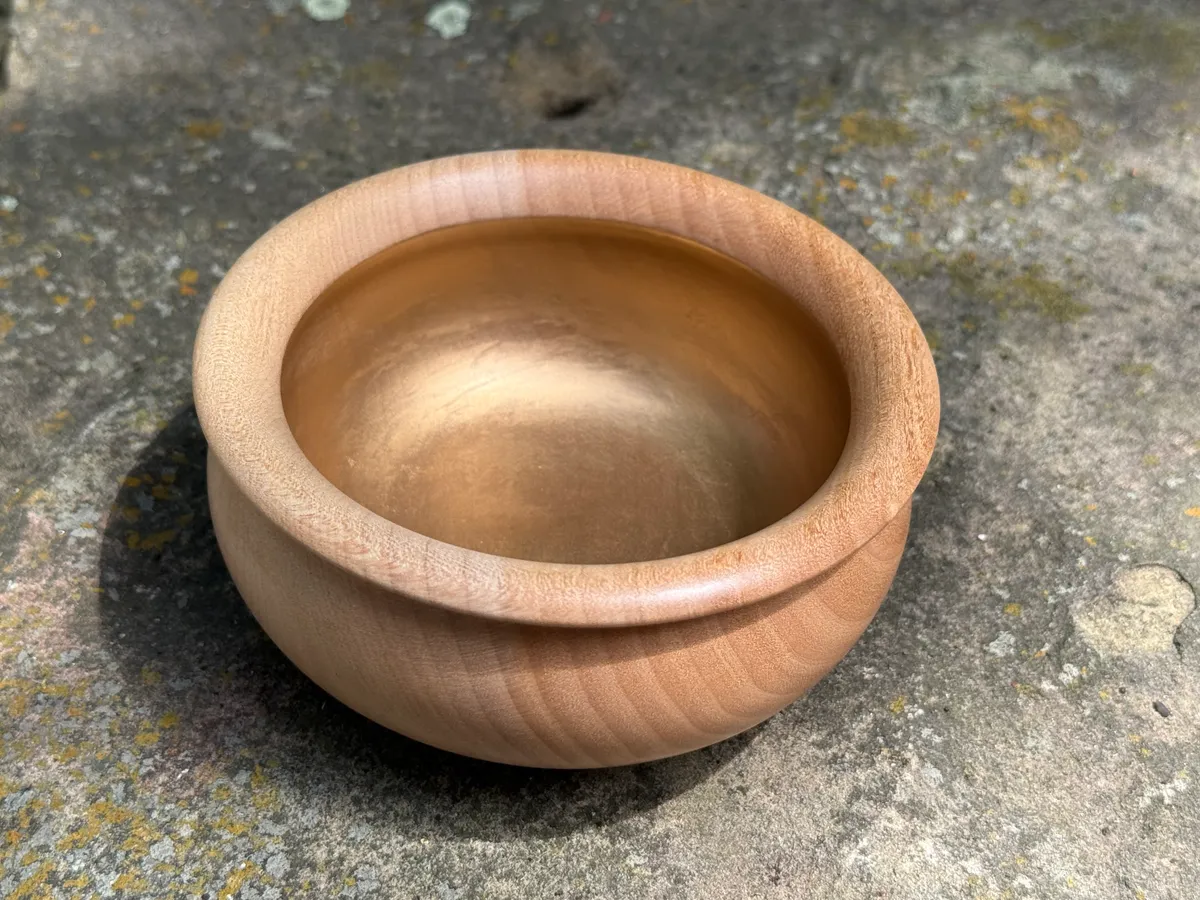 Maple Ring Bowl with Gold Interior 4.5” x 2” High